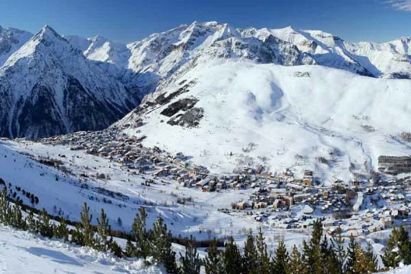 Paysage de Ski de printemps aux 2 Alpes