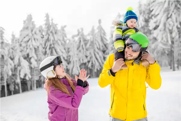 Vacances au ski en famille avec un bébé